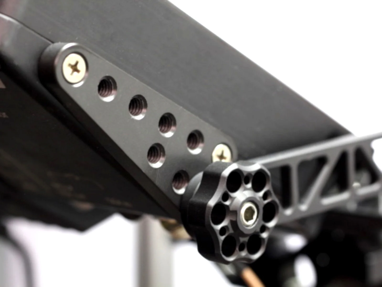 Transvideo CinemonitorHD 1/4" Adapter - Image 2